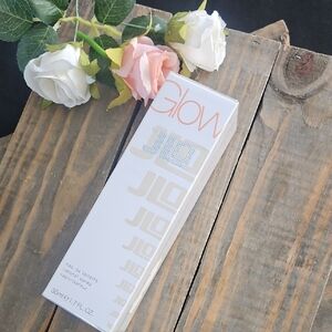 Jennifer Lopez Glow Eau de Toilette - White and Silver